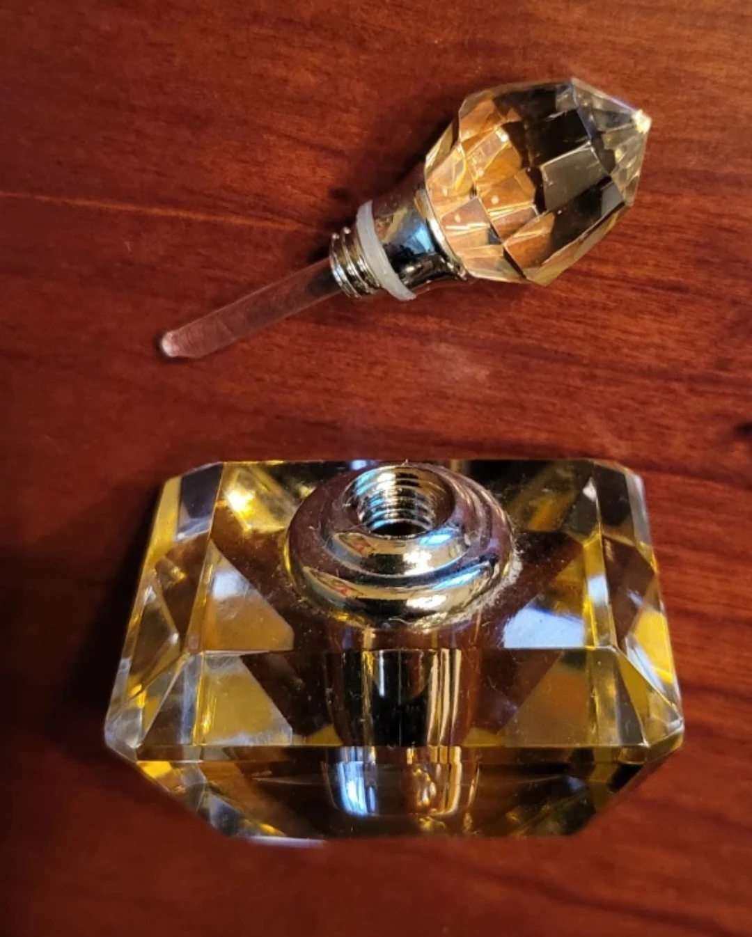 New Crystal Perfume Bottle with Screwtop Stopper - photo 2