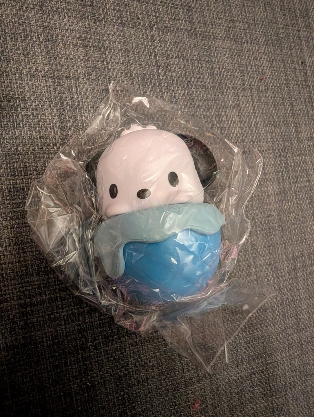 🧡Pochacco figurine - photo 2