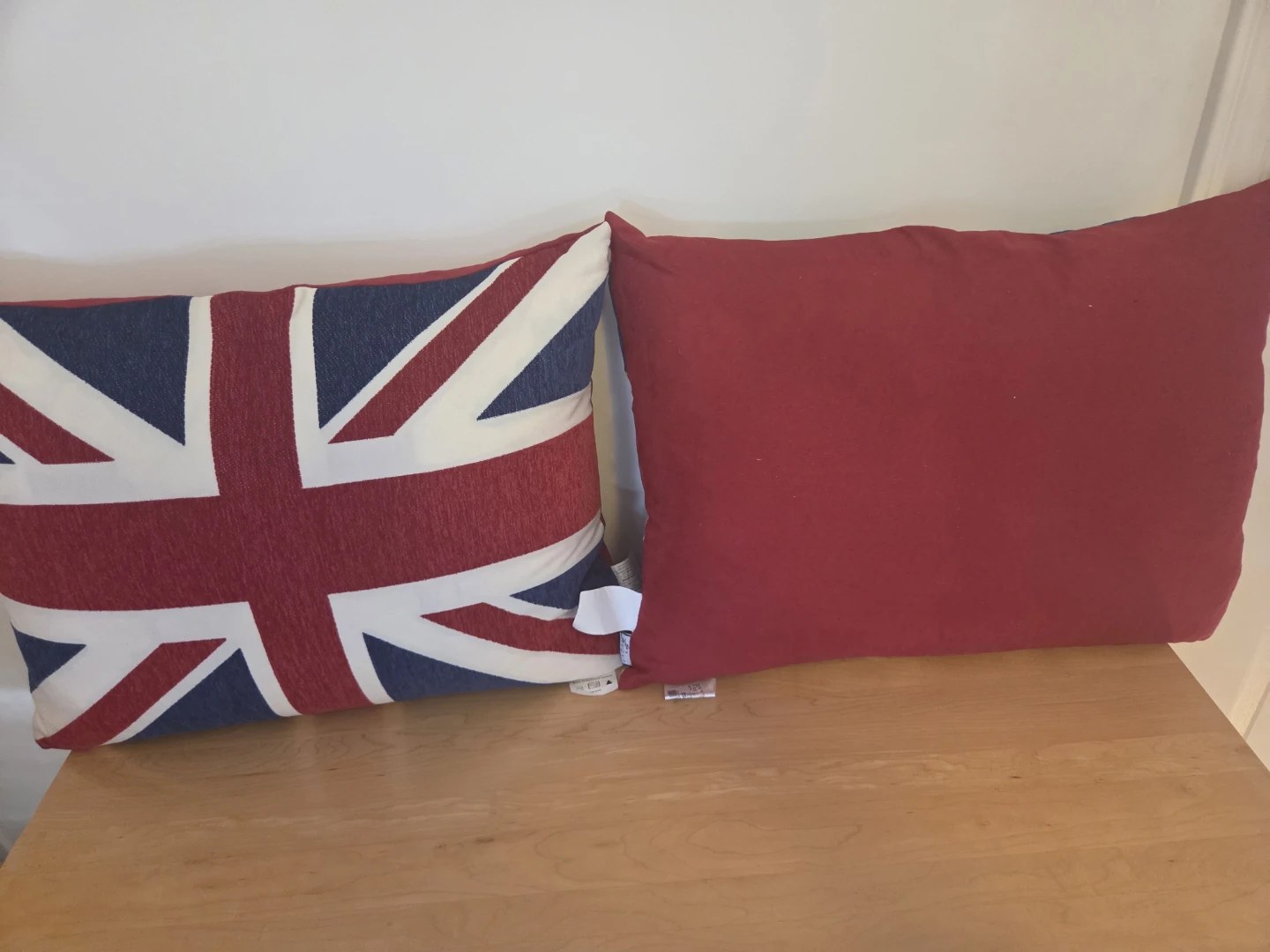 Union Jack Decorative Throw Pillows - Set of 2 - photo 2