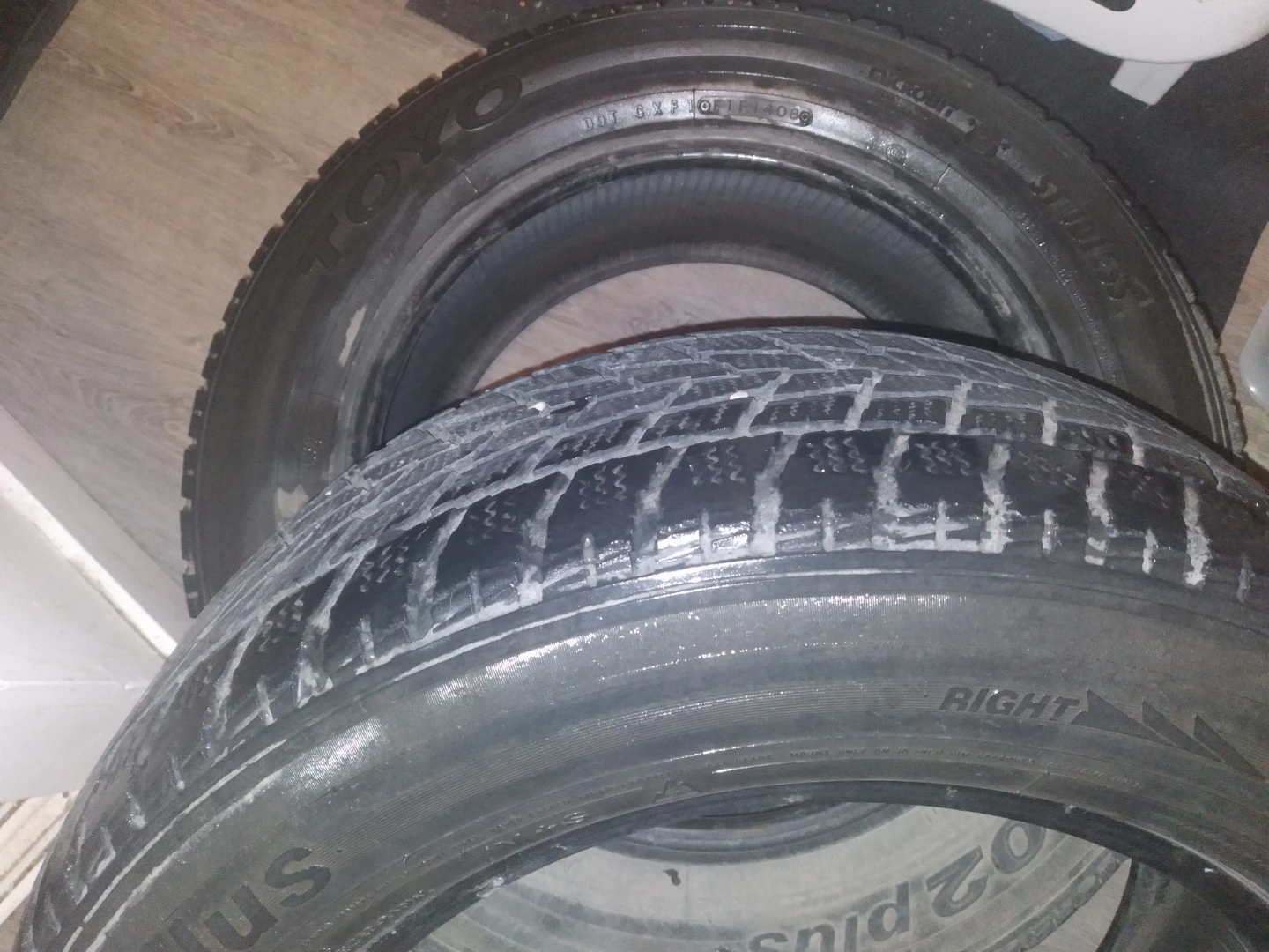 Set of 2 TOYO OBSERVE GO2 PLUS 215/60 R16 95T - photo 2