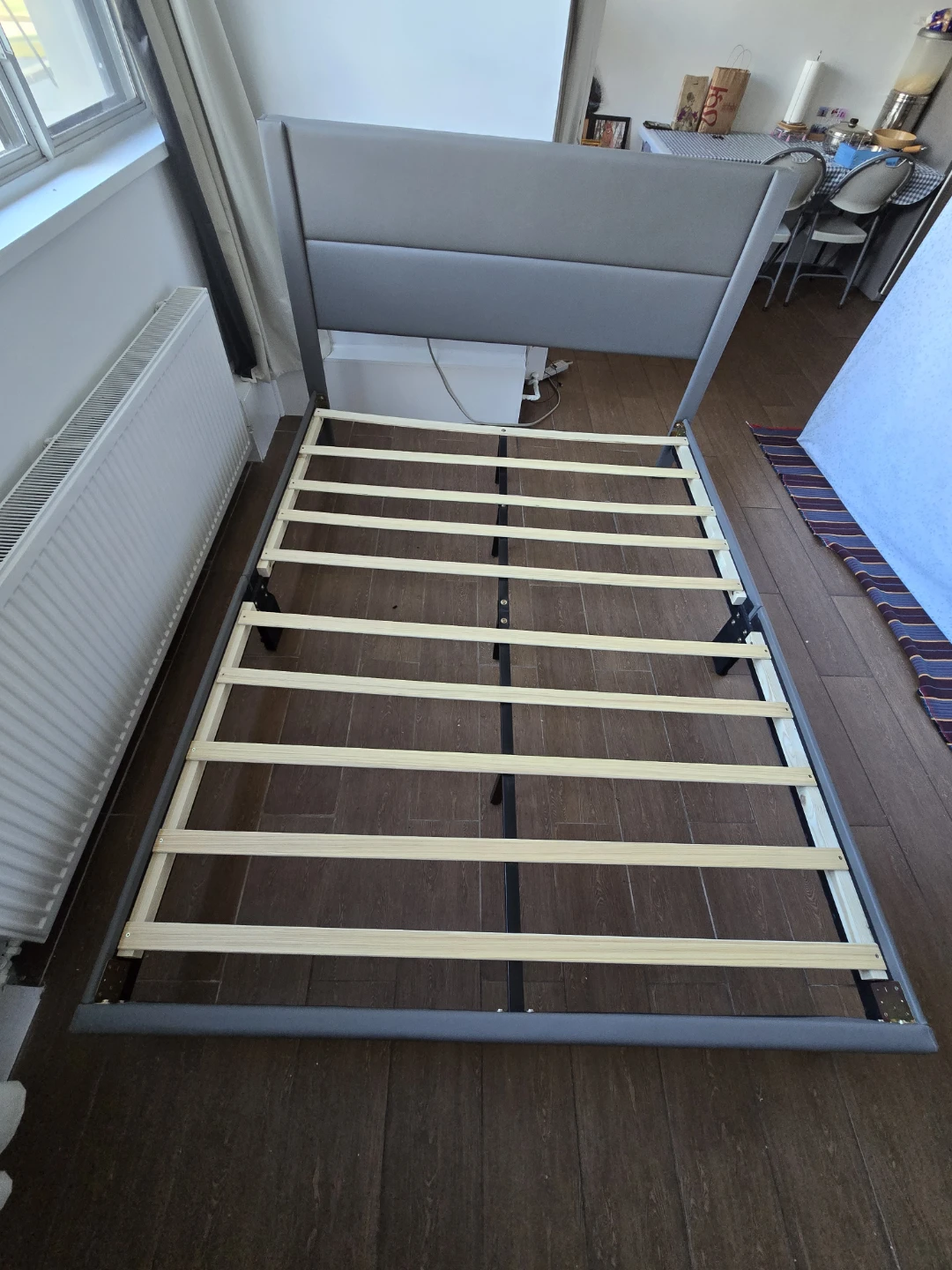 Modern Bed Frame – Strong & Clean – Like New - photo 5