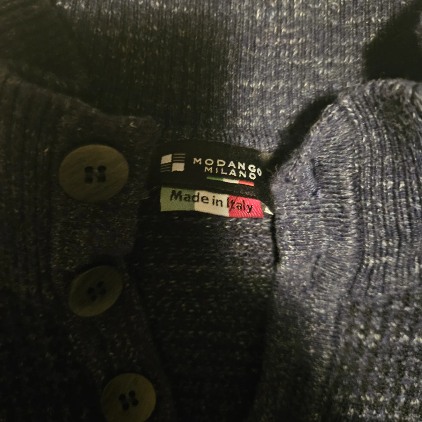Tshirts and business casual sweaters - photo 5