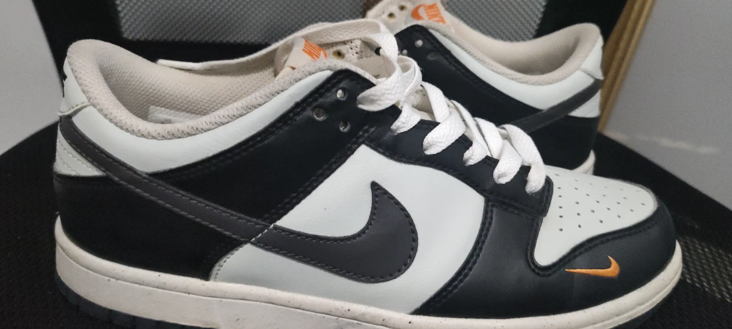 Nike Dunk Low White Black Orange - photo 2