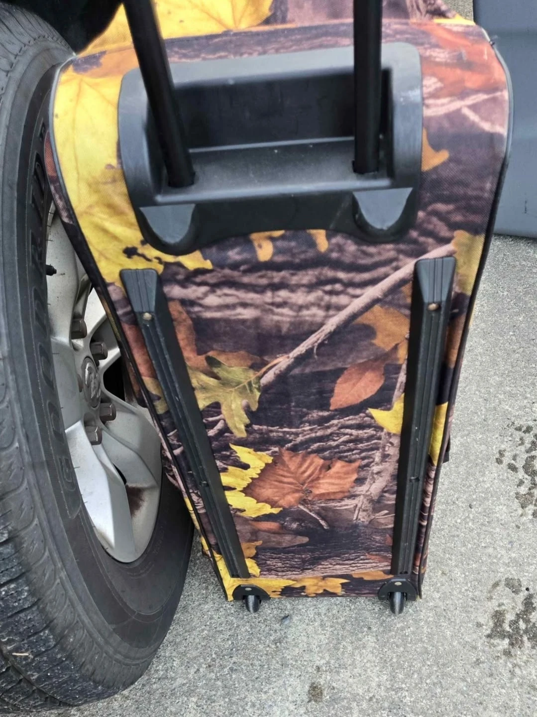 Rolling Camo Bag - photo 4
