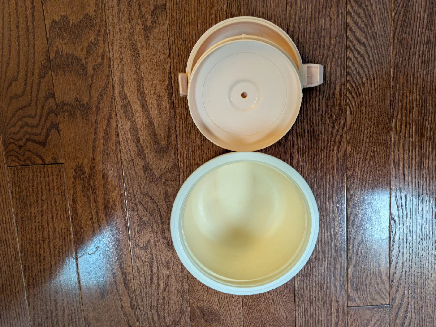 Yellow Plastic Food Container with Lid/microwave rice cooker