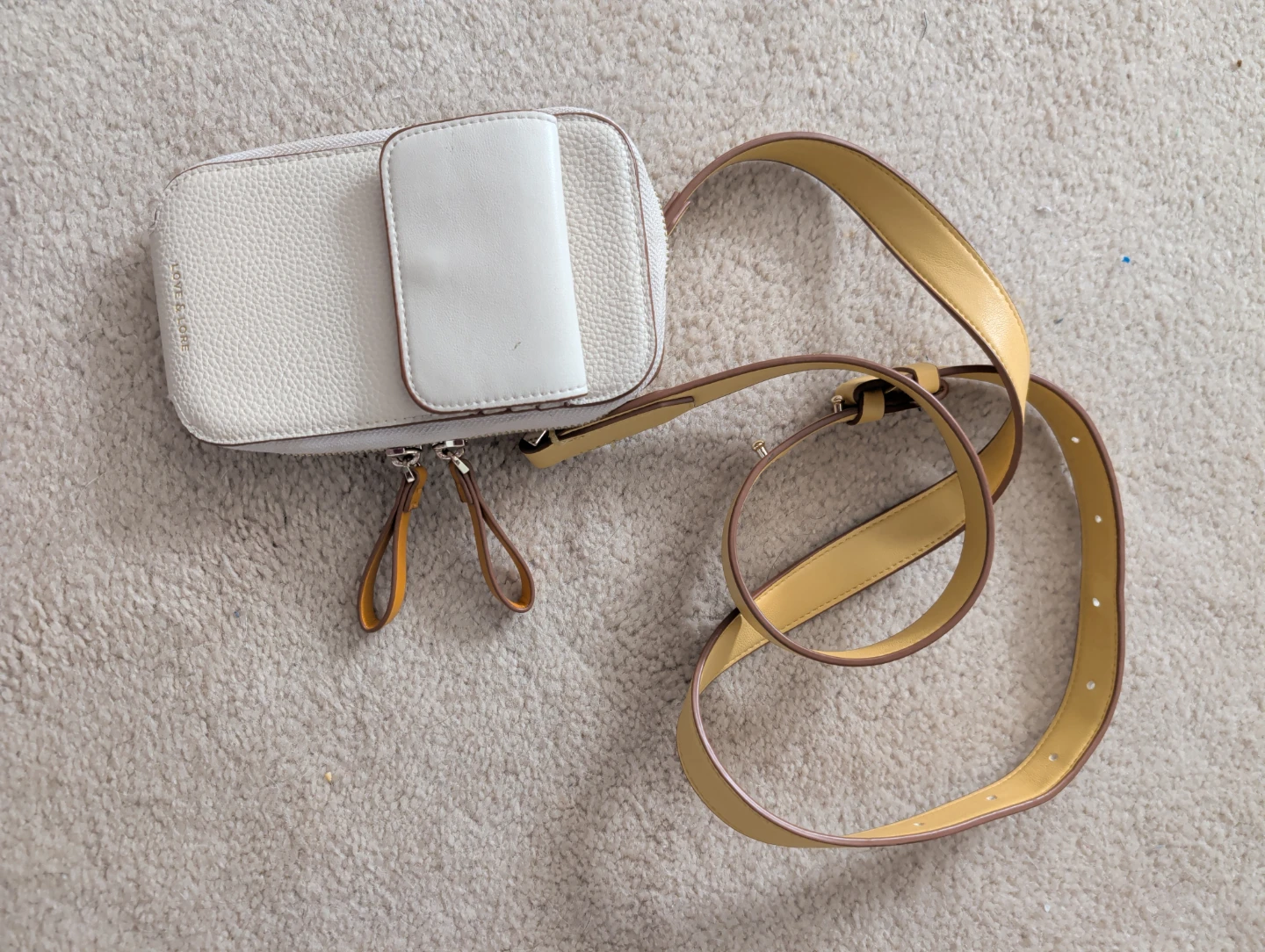 LOVE & LORE Cream Pebble Grain Crossbody Phone Bag