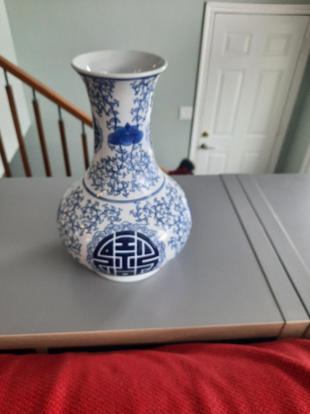 Lovely Blue and White Porcelain Vase - photo 2