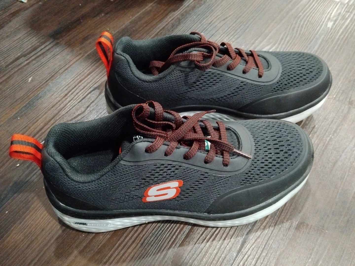 Skechers Women's Work Shoes - Black/Red Size 9.5 - photo 3