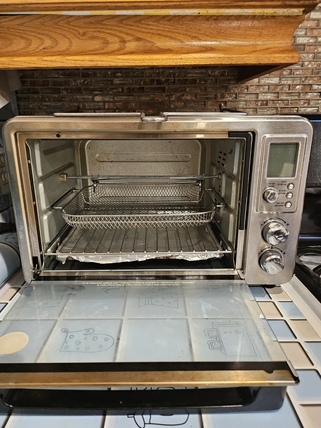 Hamilton Beach Air Fryer Toaster Oven - photo 3