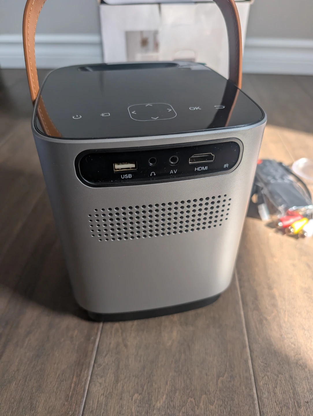 Brand New Wifi Bluetooth Projector For Sale - photo 4