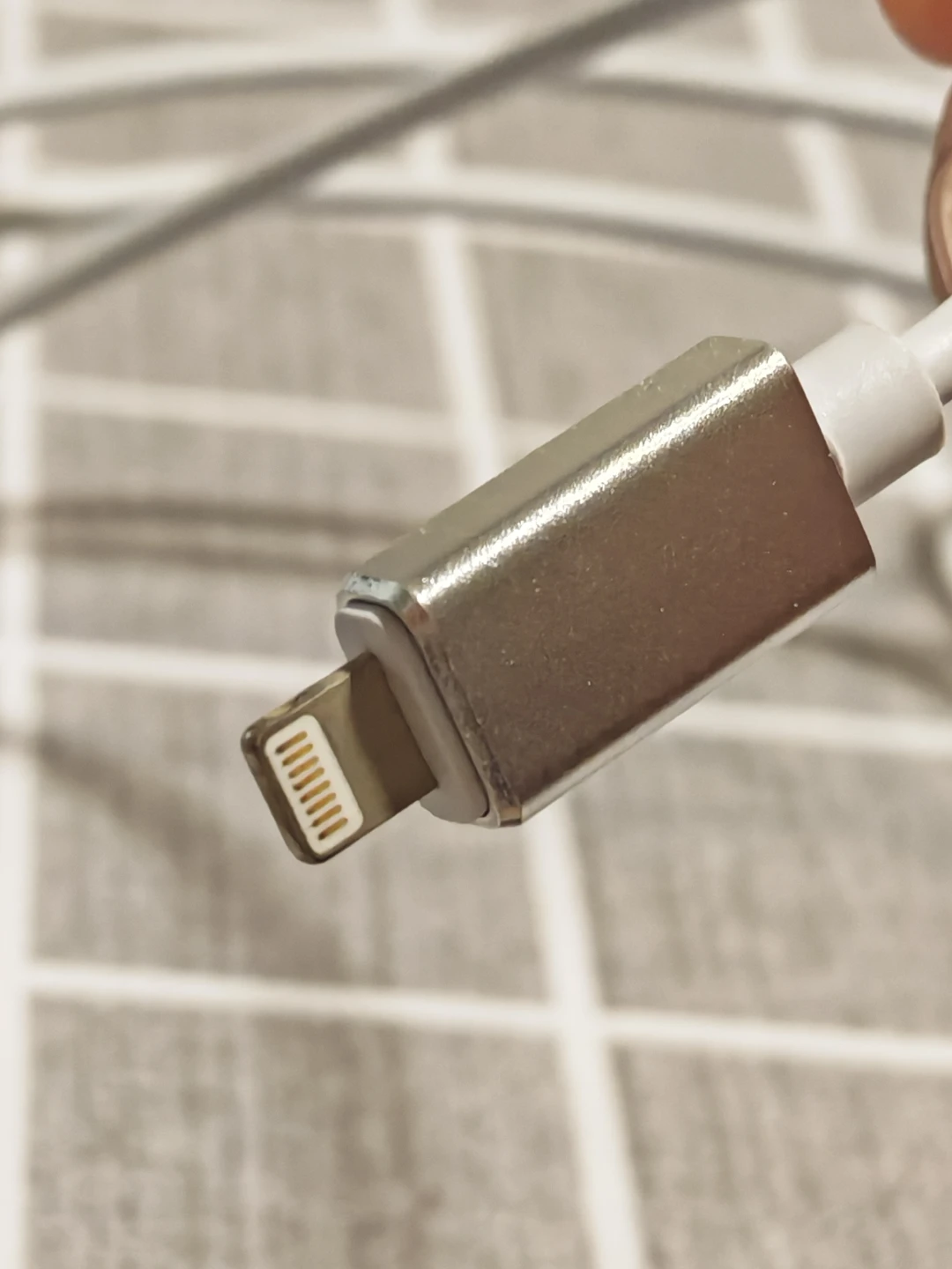 Lightning to MIDI Cable USB 2.0 Cable 5FT - photo 3