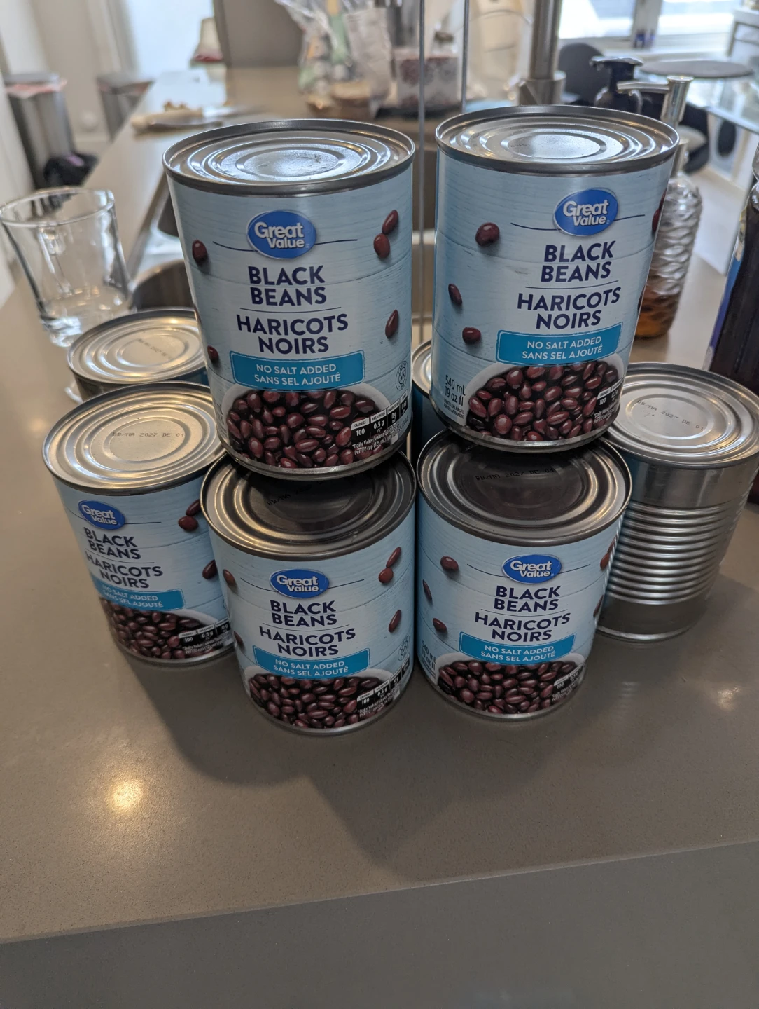 FREE 9 cans of bins