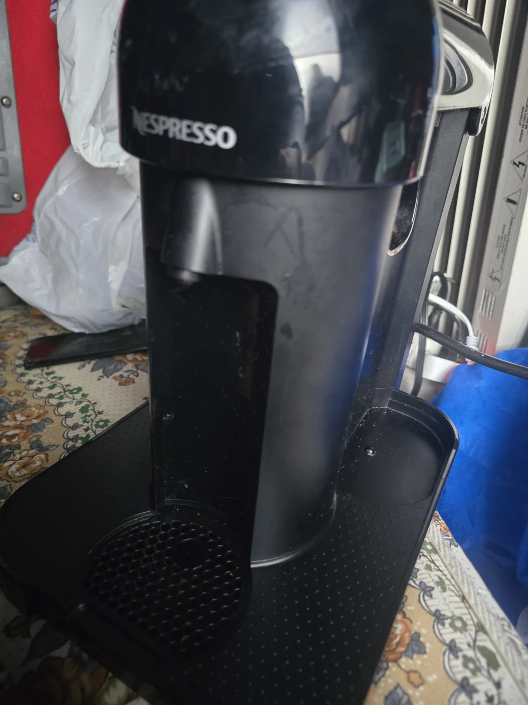 Nespresso Coffee Machine - photo 2