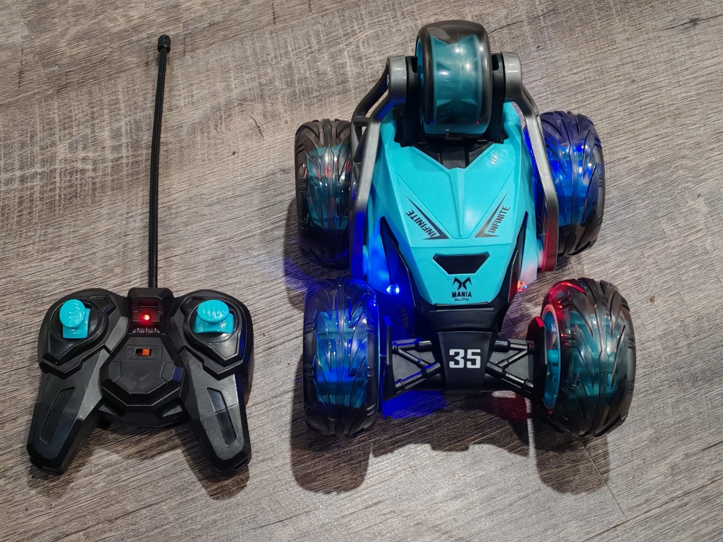 Blue Remote Control Stunt Car - photo 5