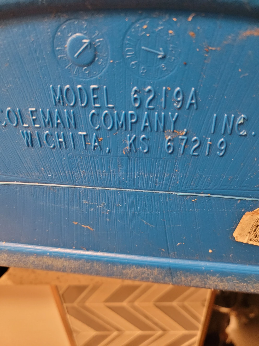 Coleman Rolling Cooler - photo 5
