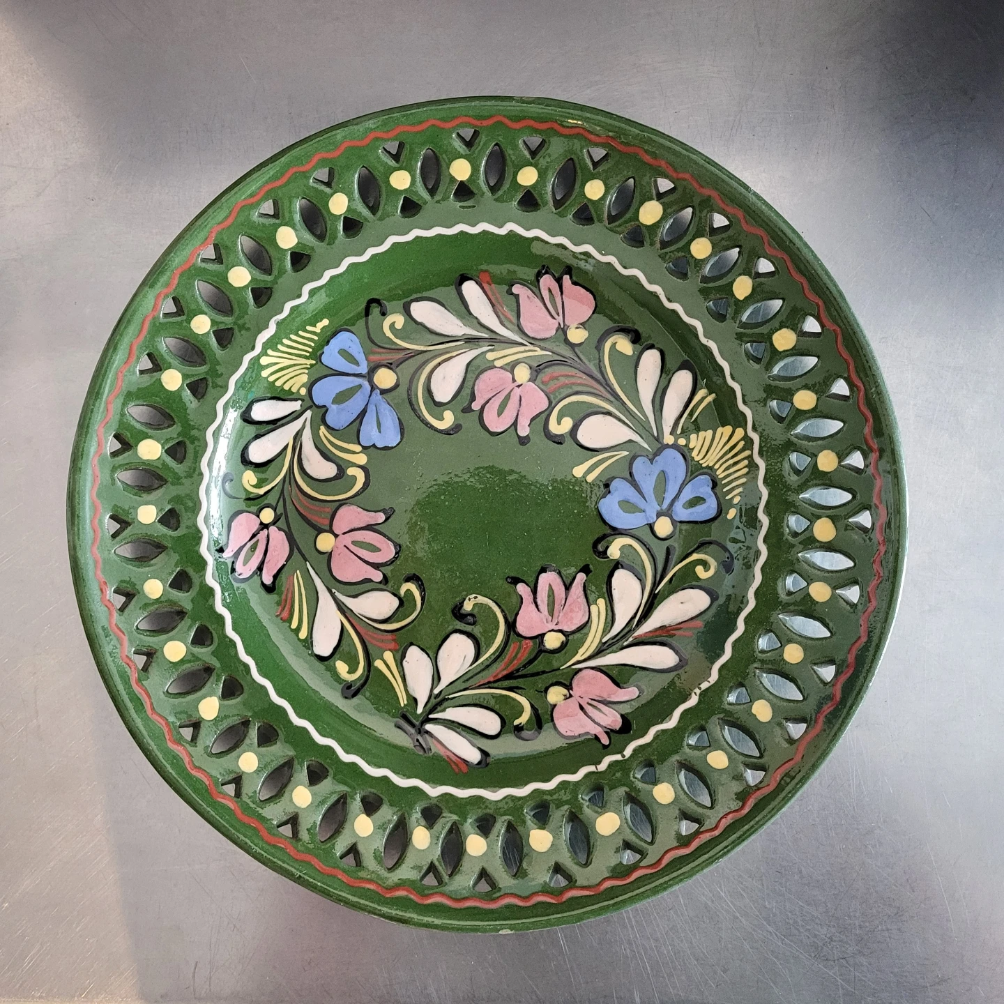 Handmade ceramic decorative plate