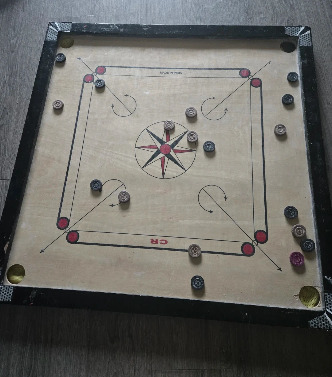 Carrom Board Game - photo 2