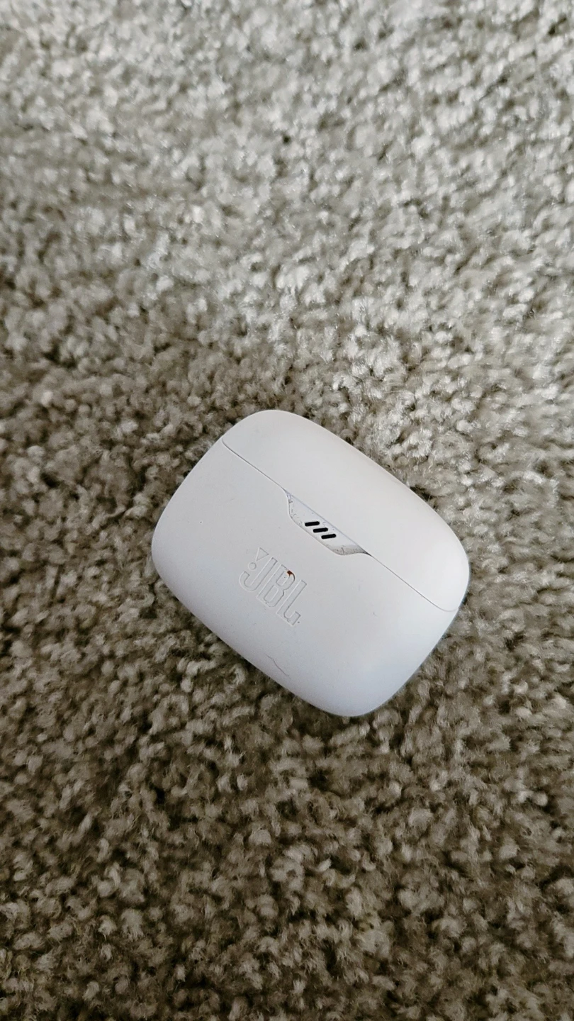 JBL White Wireless Earbuds with noise canceling - photo 2
