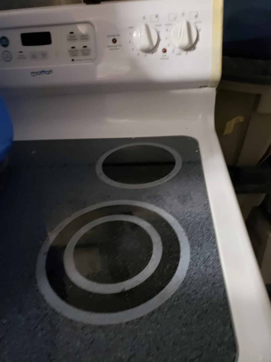 Moffat Electric Stove Top - photo 3