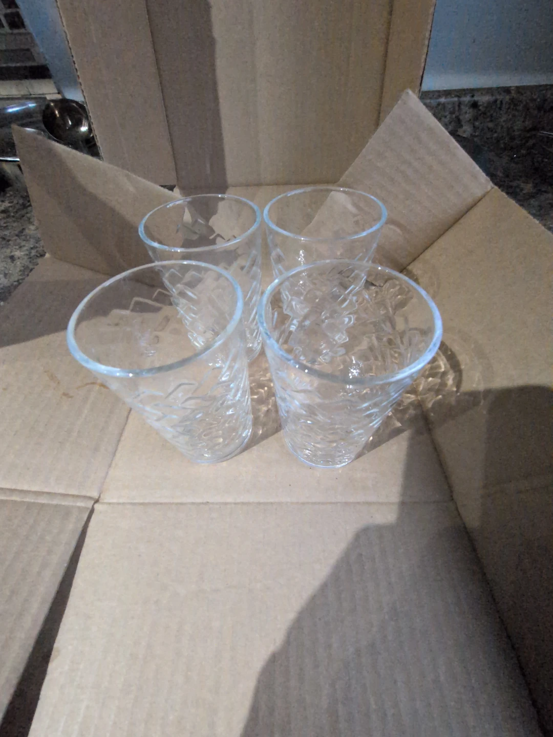 Set of 4 Textured Glass Tumblers
