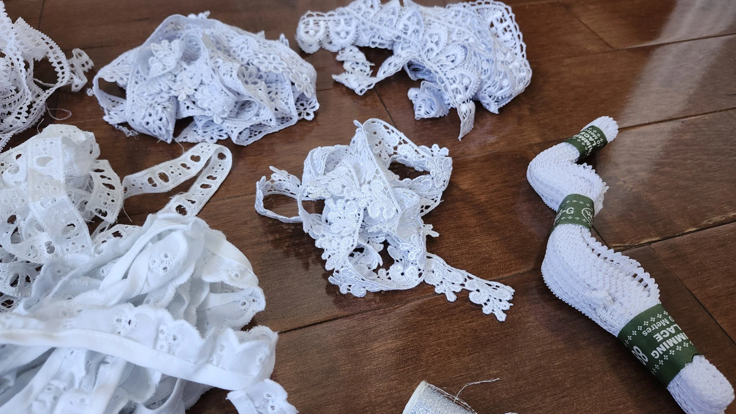 Assorted Lace and Ribbon Craft Supplies - photo 5