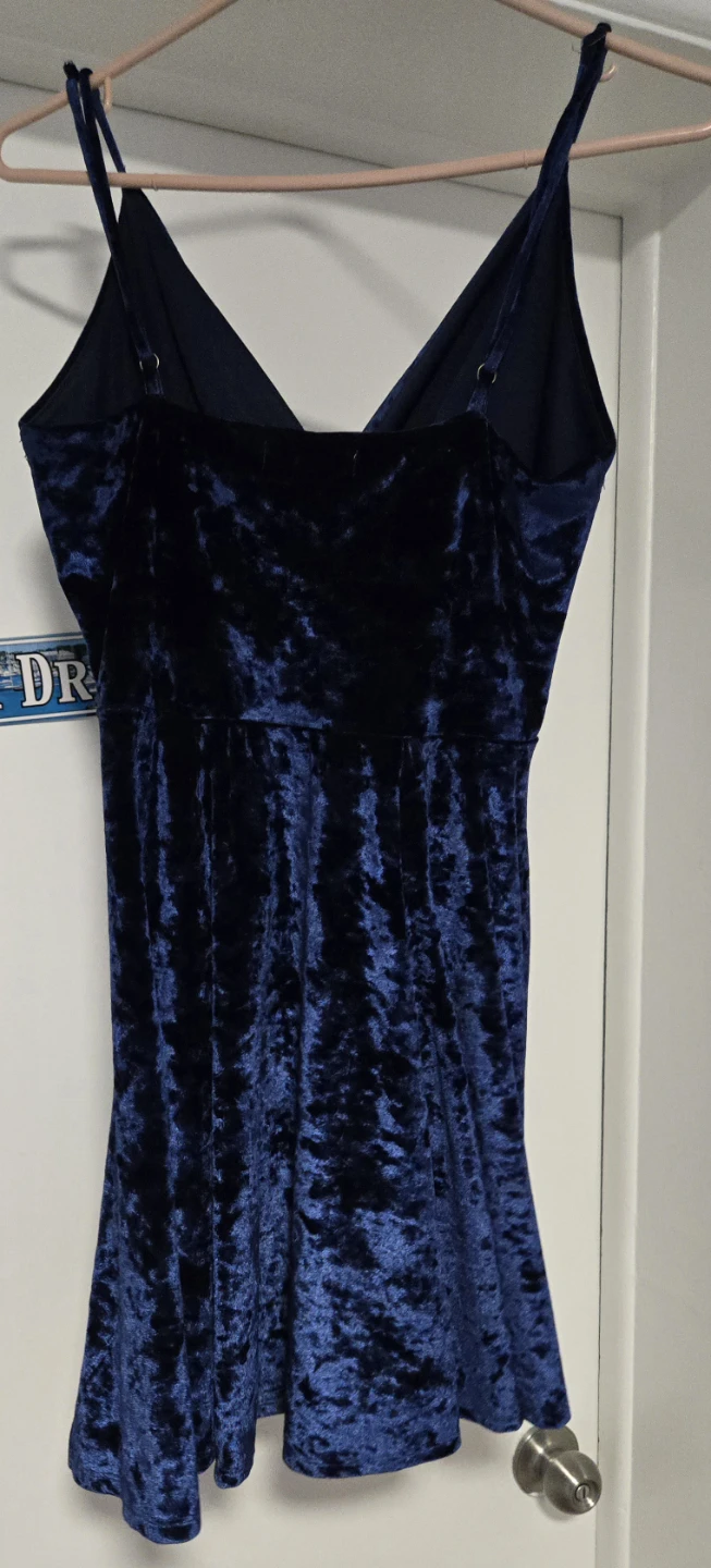 Blue Velvet Dress - photo 3
