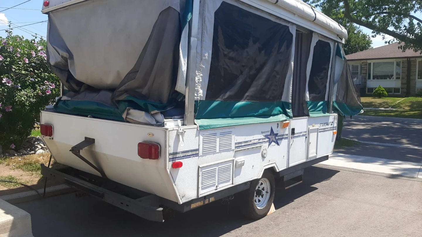 Starcraft Classic Pop-Up Camper
