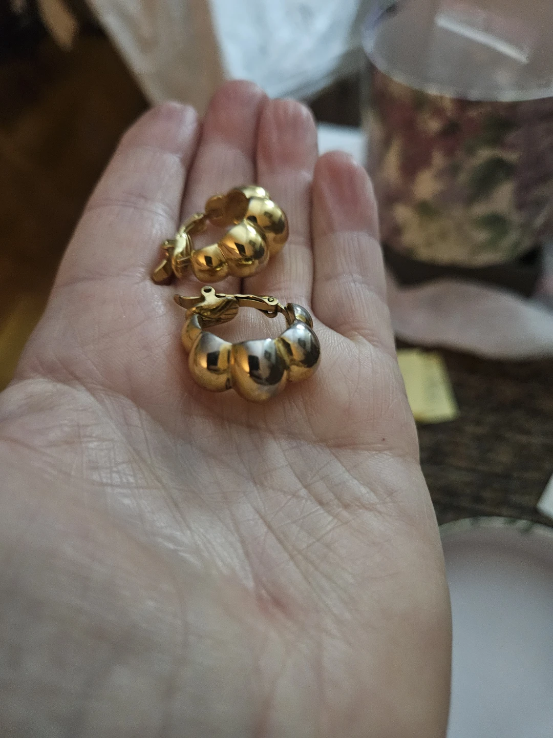 VTG-80 s Gold Tone Clip-On  Trifari Earrings - photo 2