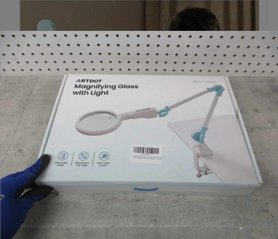 ARTDOT Magnifying Glass with Light and Clamp Base - photo 2