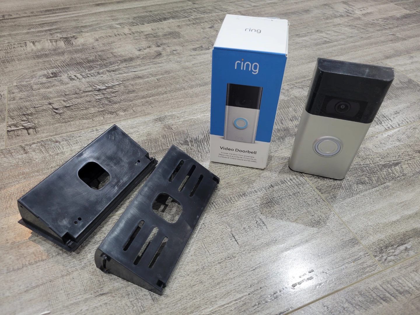Ring Video Doorbell with mounting brackets - photo 4