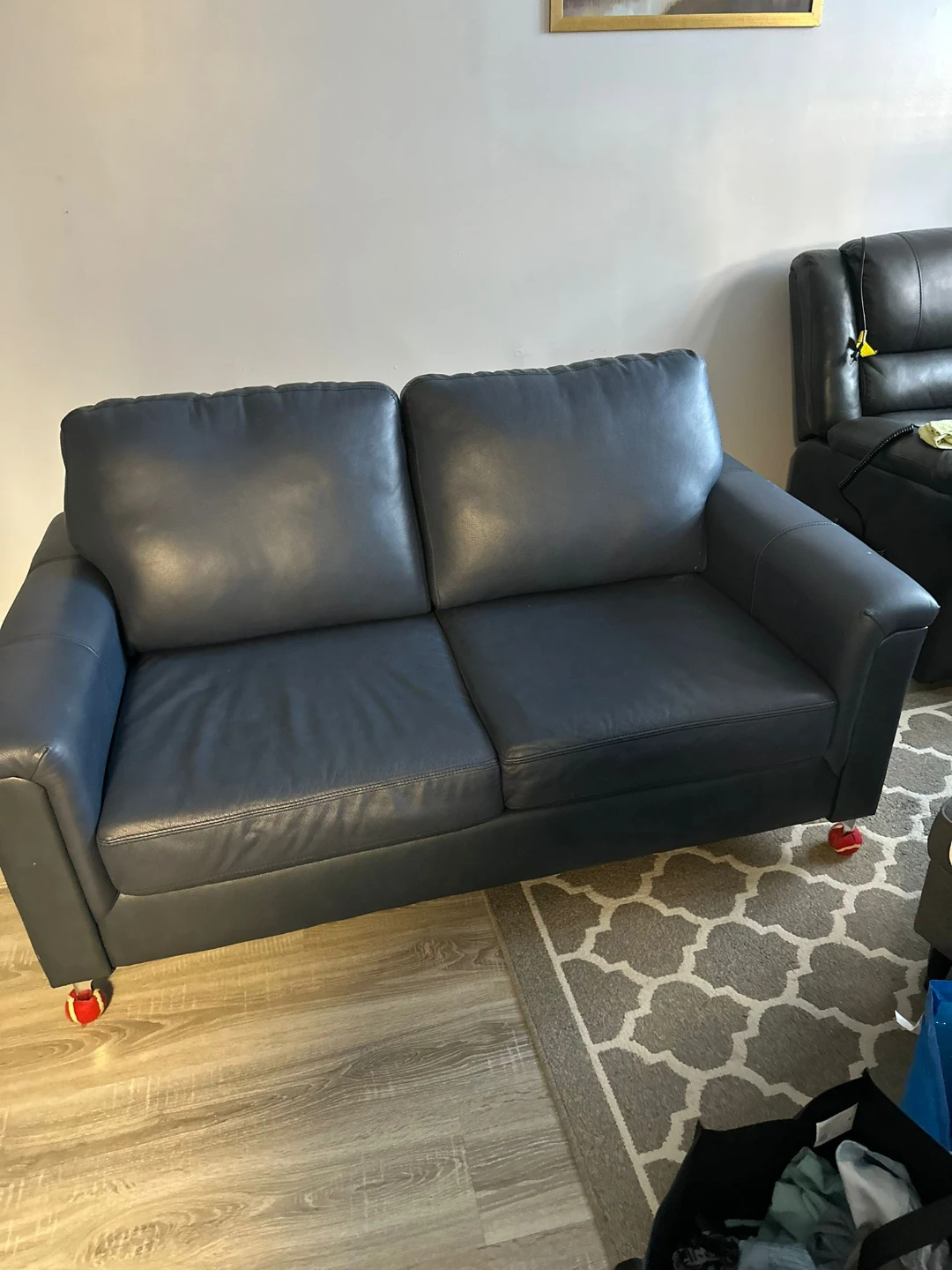 Dark Blue Leather Loveseat Sofa - photo 2