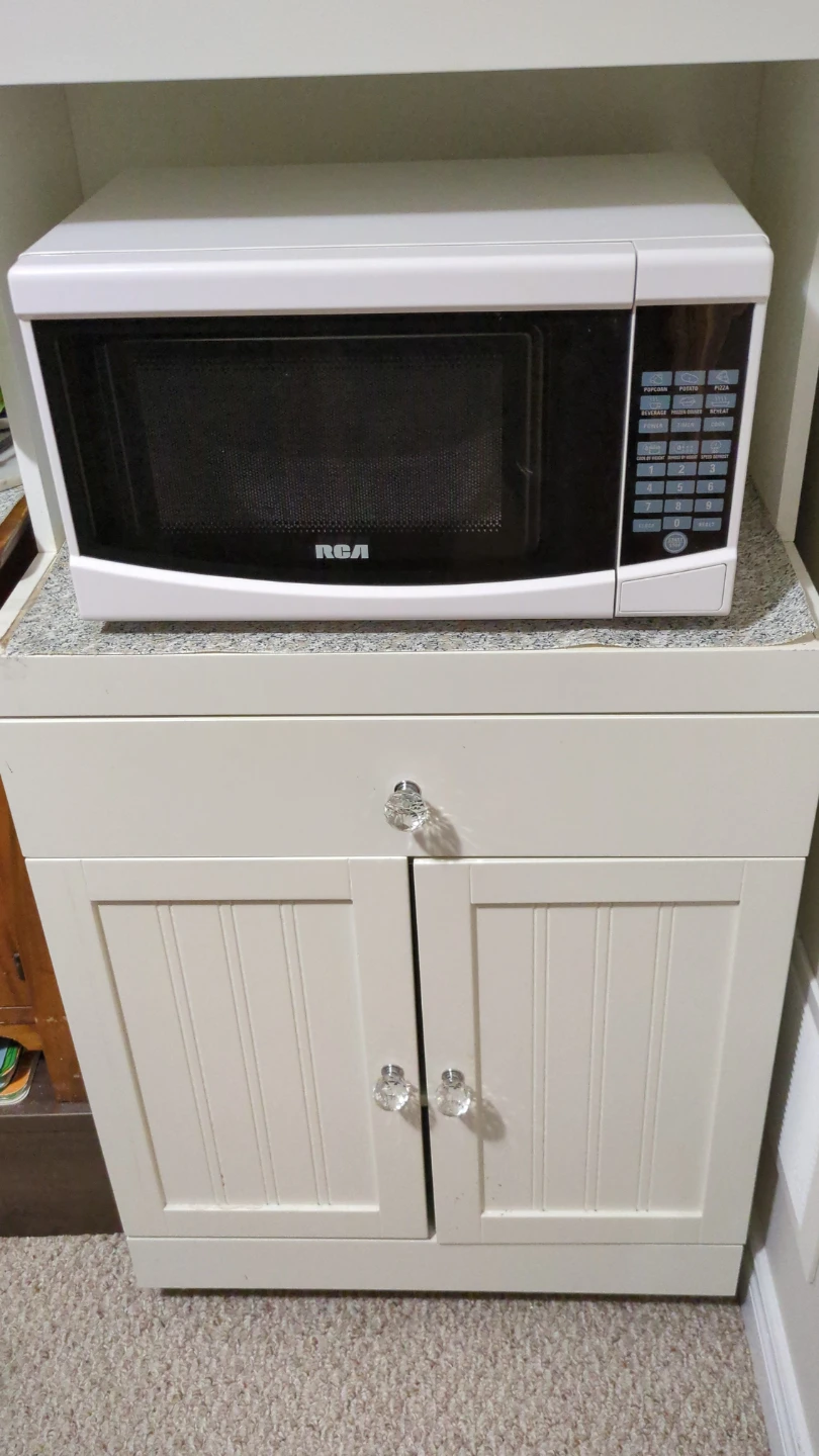 RCA Small Microwave Oven