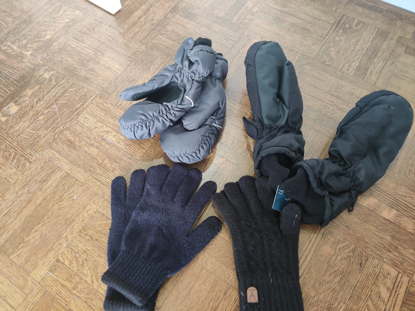 Winter Gloves and Mittens Set
