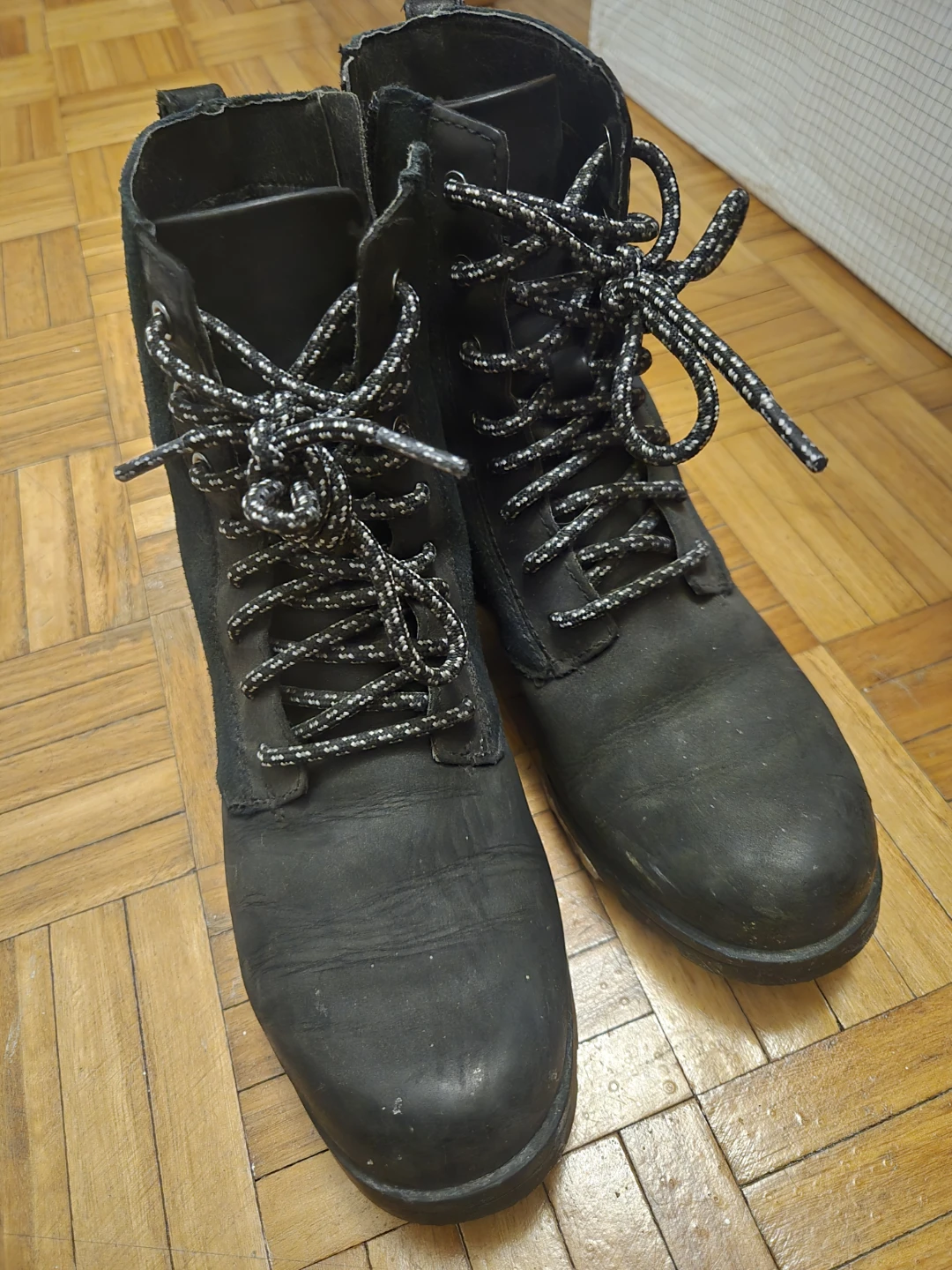 Sorel Black Boots Women's Size 7.5