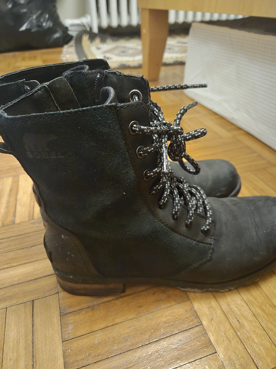 Sorel Black Boots Women's Size 7.5 - photo 2