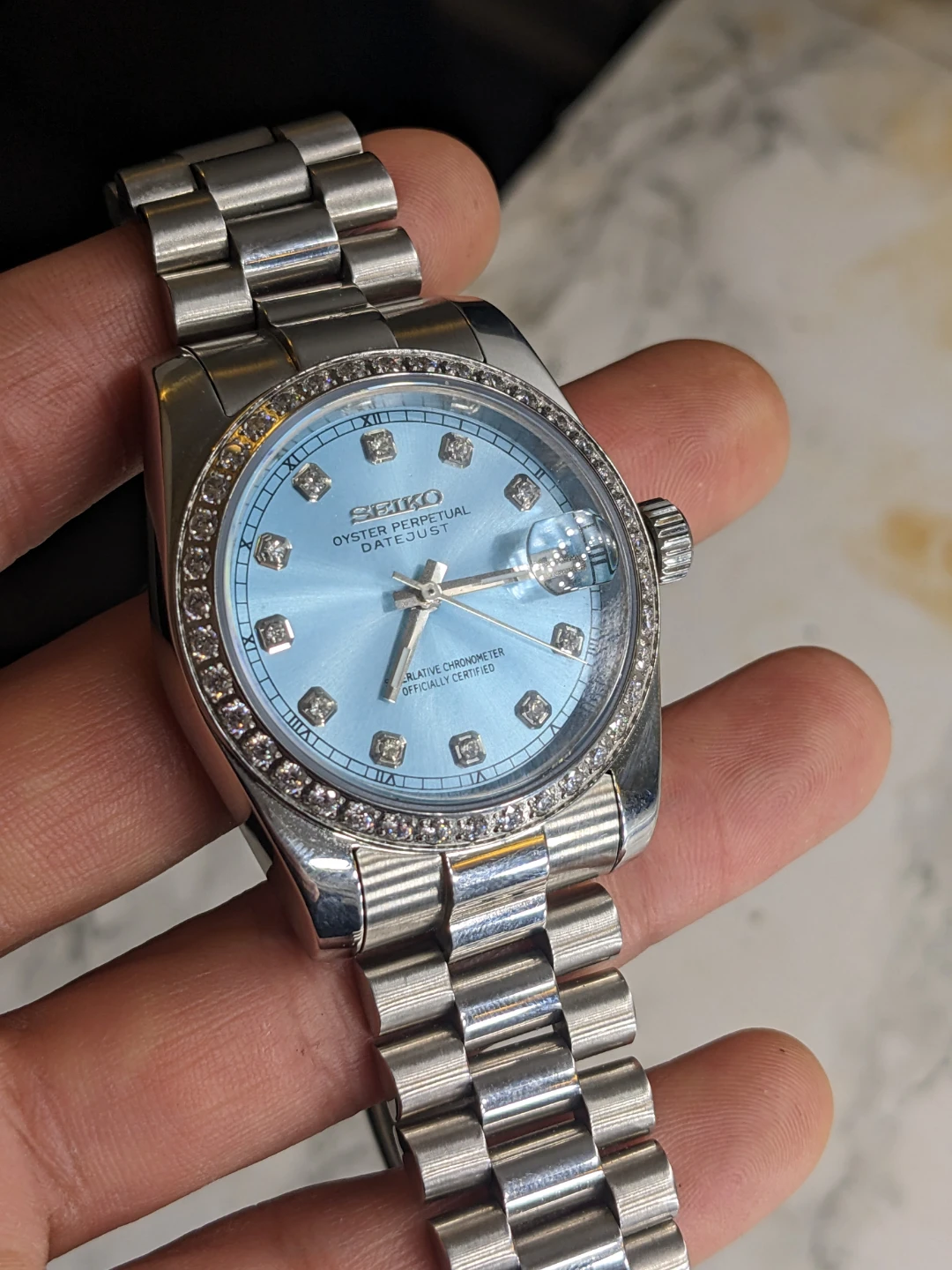 36mm unisex automatic diamond Seiko watch