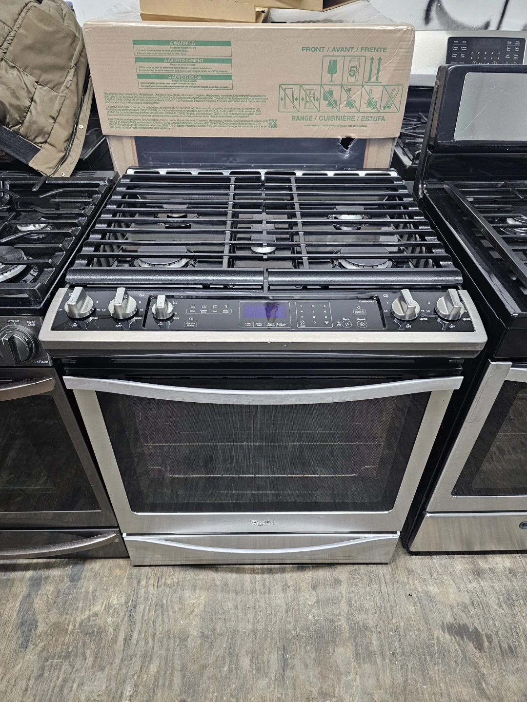 Whirlpool 30in Stainless steel gas stove