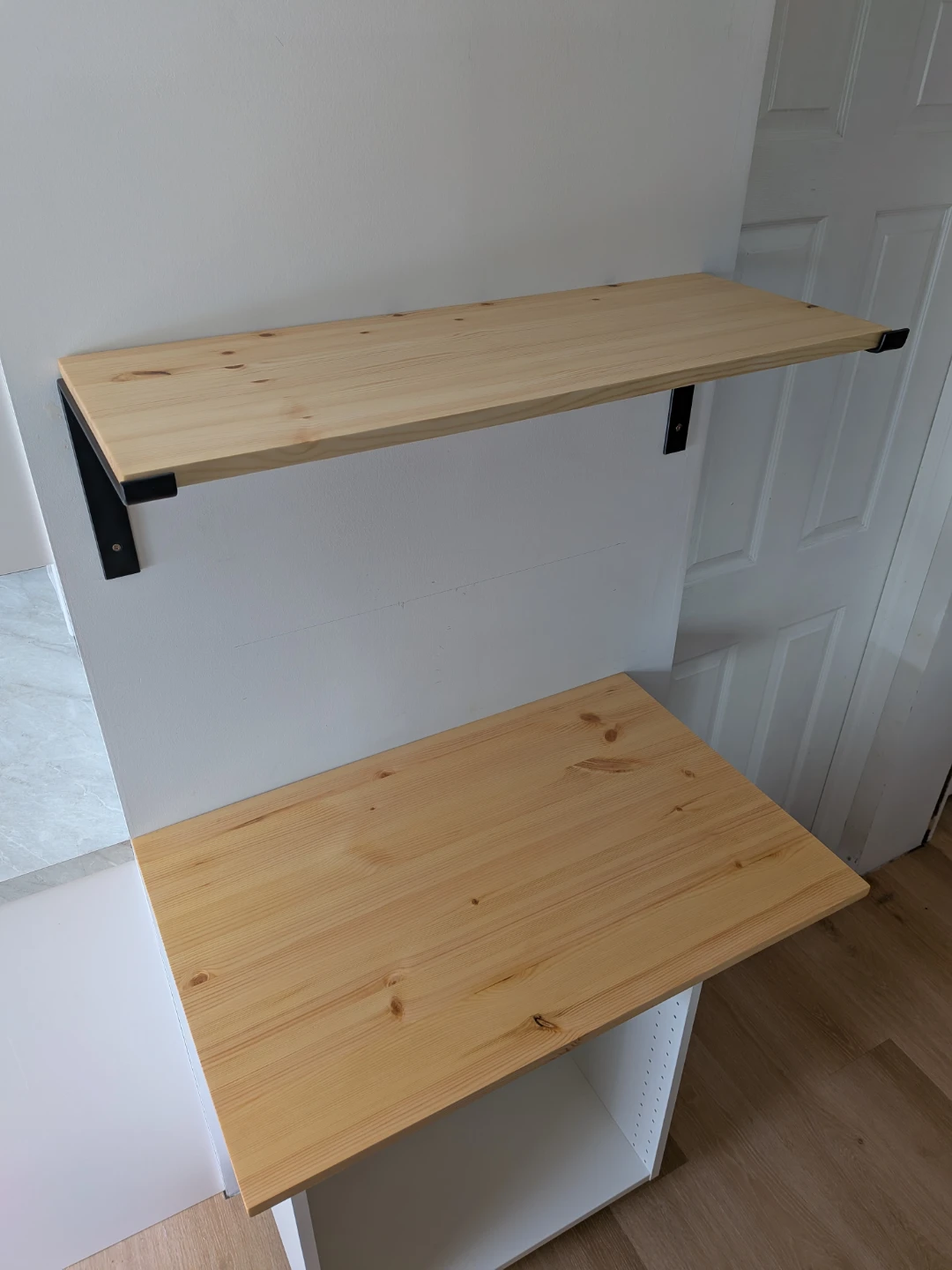 SOLID WOOD SHELF AND COUNTERTOP - photo 2