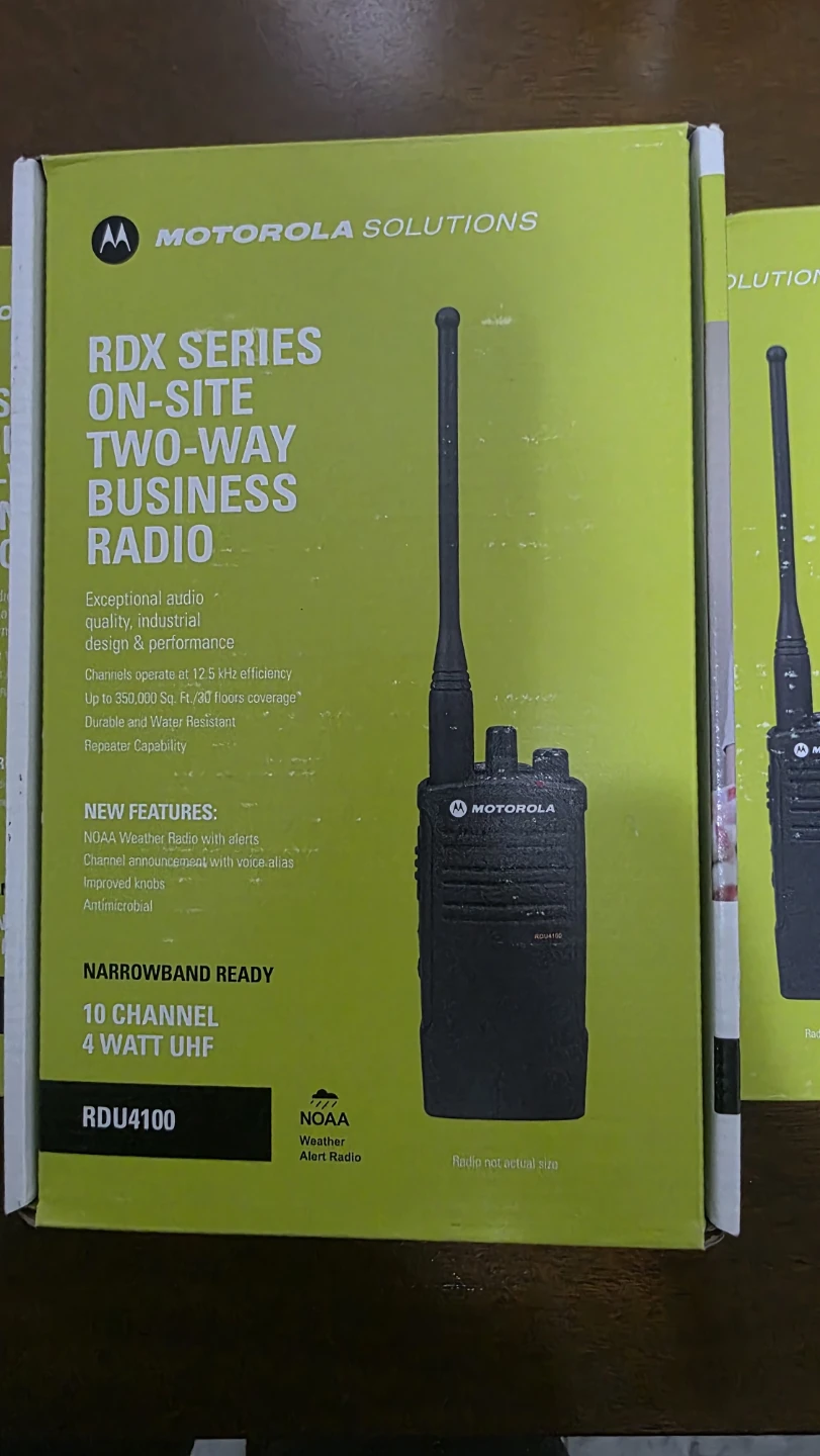 Motorola RDX Series RDU4100 On-Site Two-Way Business Radio