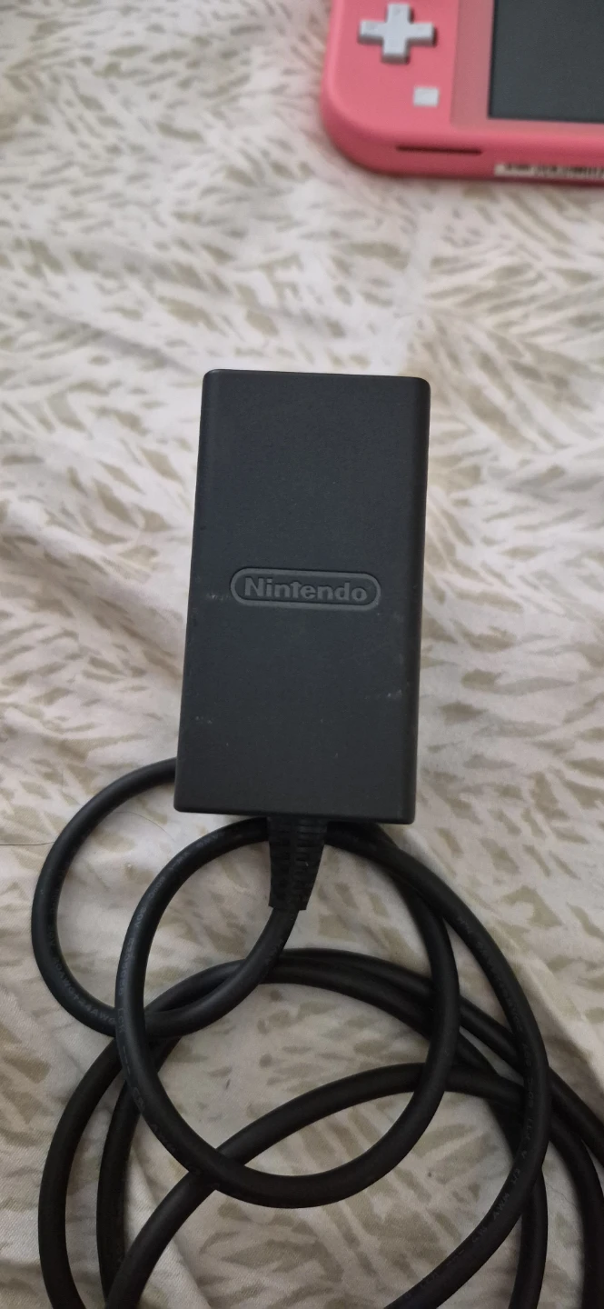 Nintendo Switch Lite Animal Crossing( isabelle's aloha) Coral - photo 3