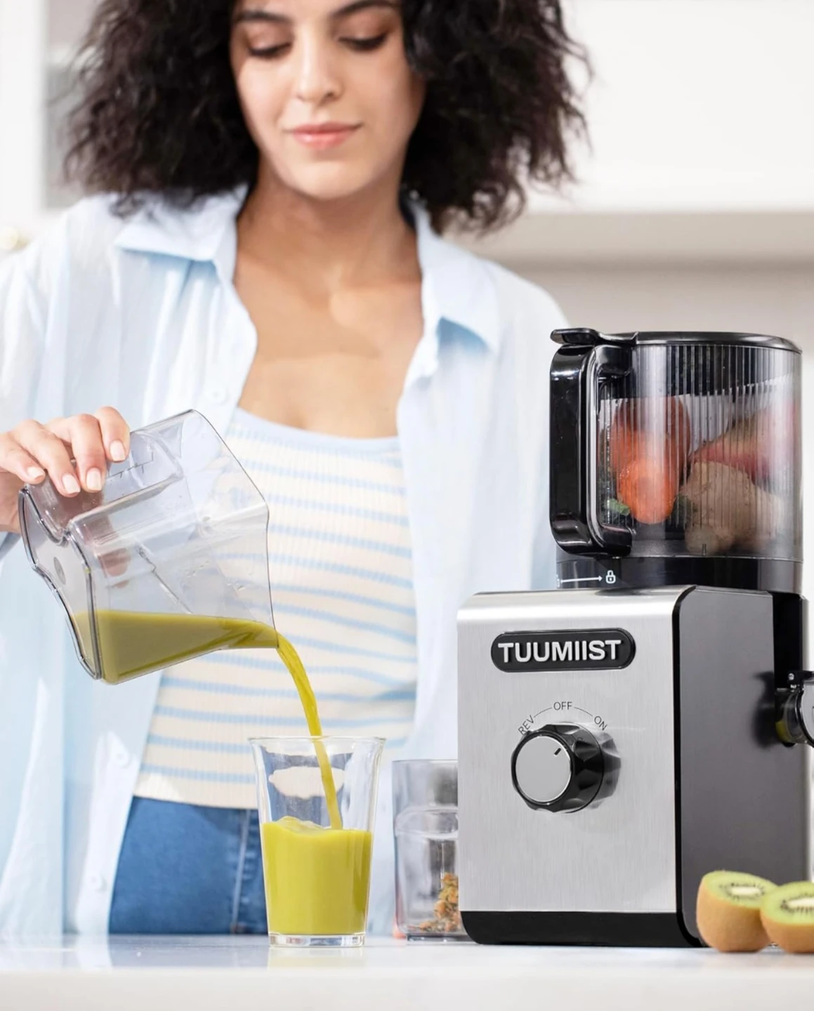TUUMIST Juicer with 6.5" Feed Chute and 100oz Capacity - photo 3
