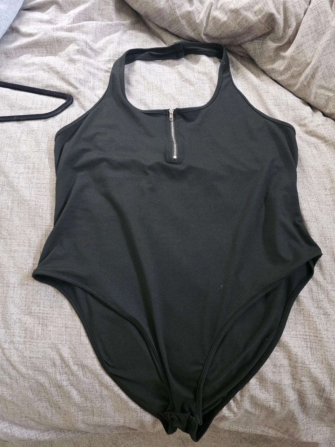 SHEIN Curve Black Halter Neck Zipper Bodysuit