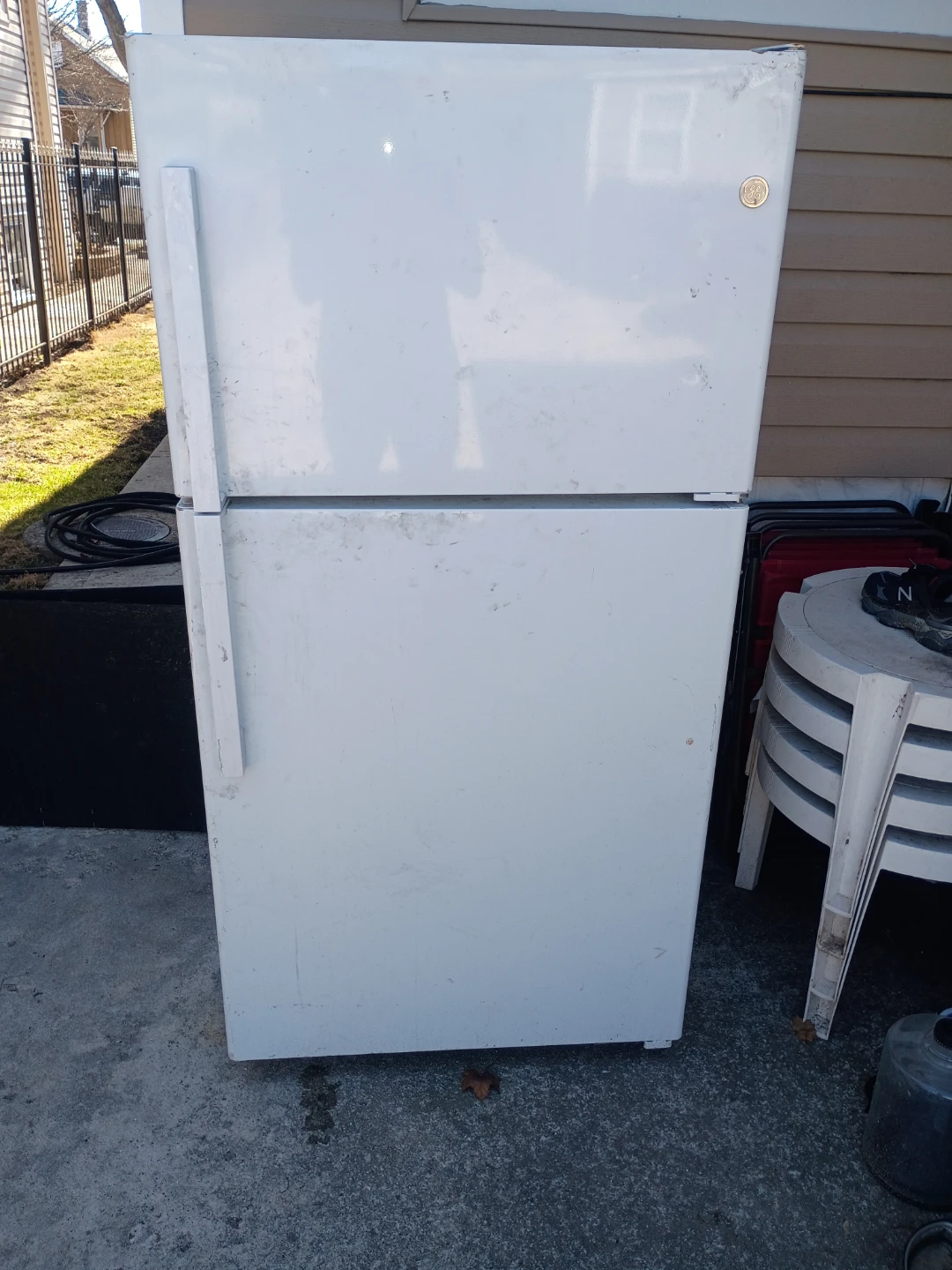 GE Refrigerator