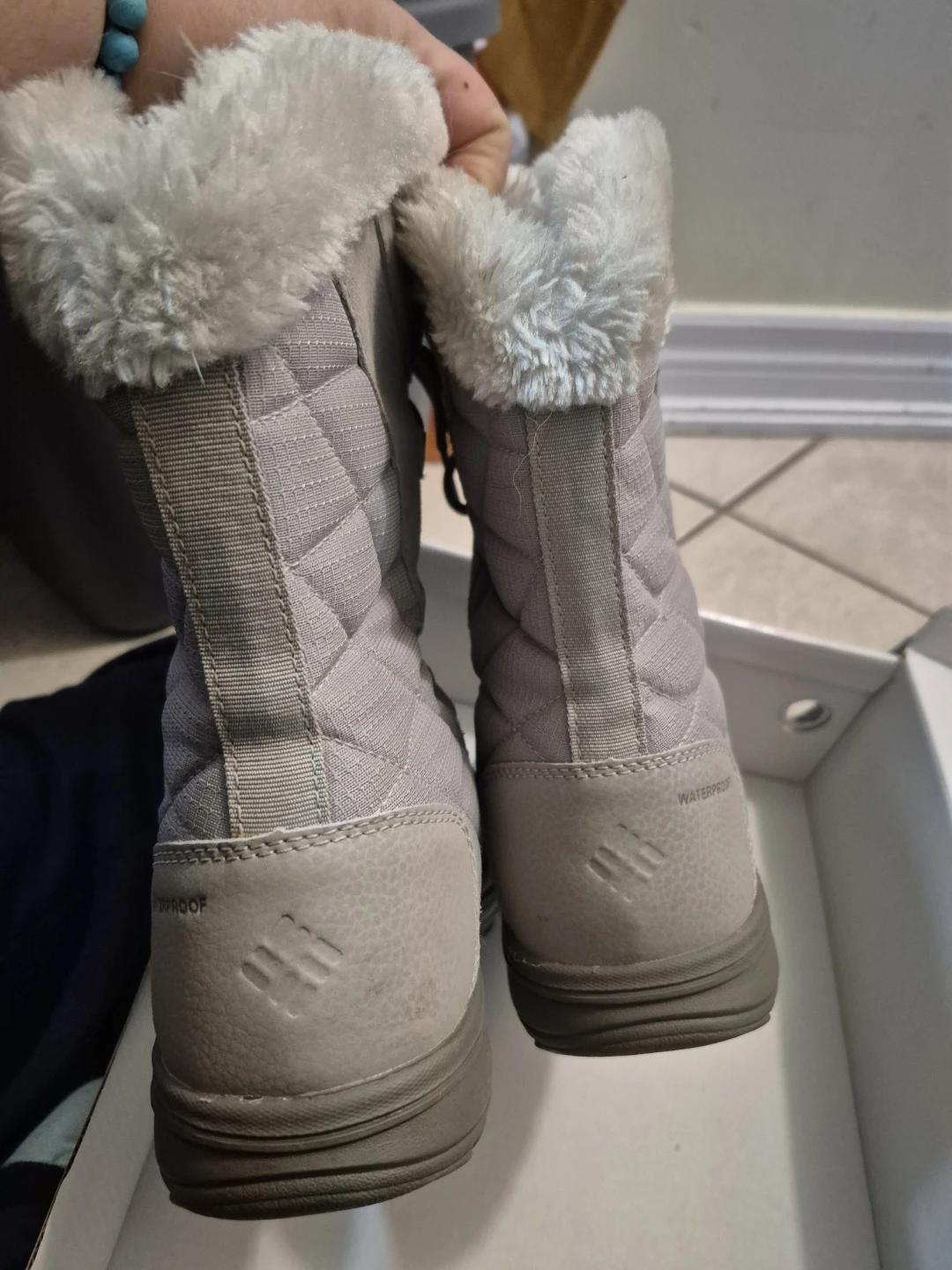 Columbia Women's Waterproof Winter Boots Size 8 - photo 4