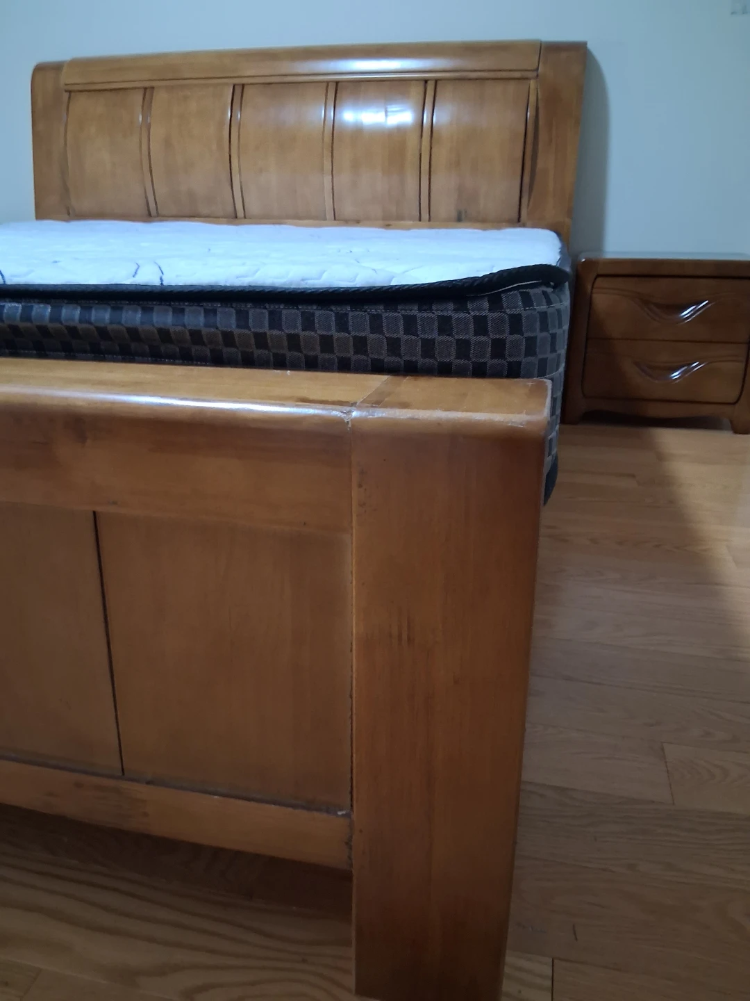 King Size Wooden Bed Frame with bedside table - photo 3