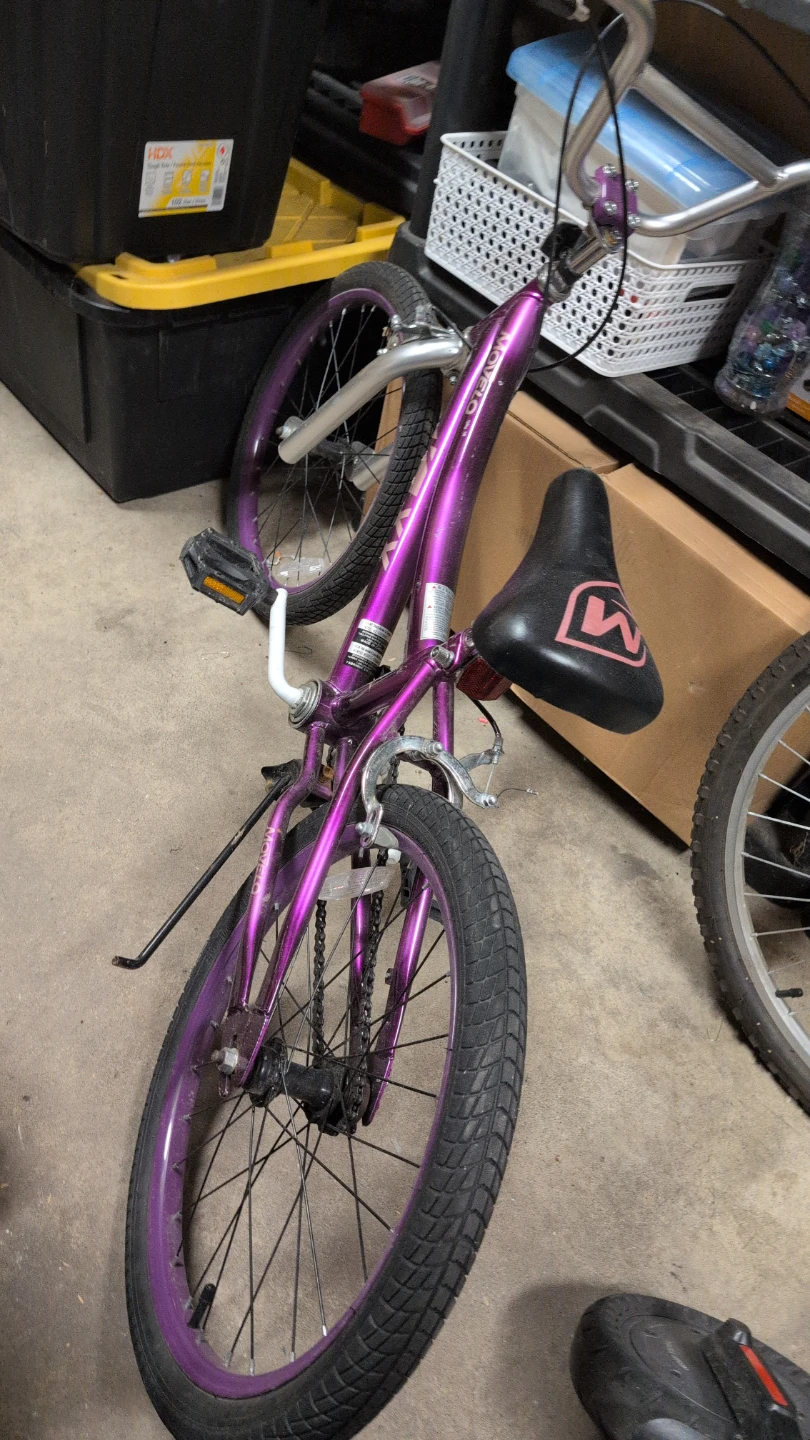 Purple Movelo BMX Bike