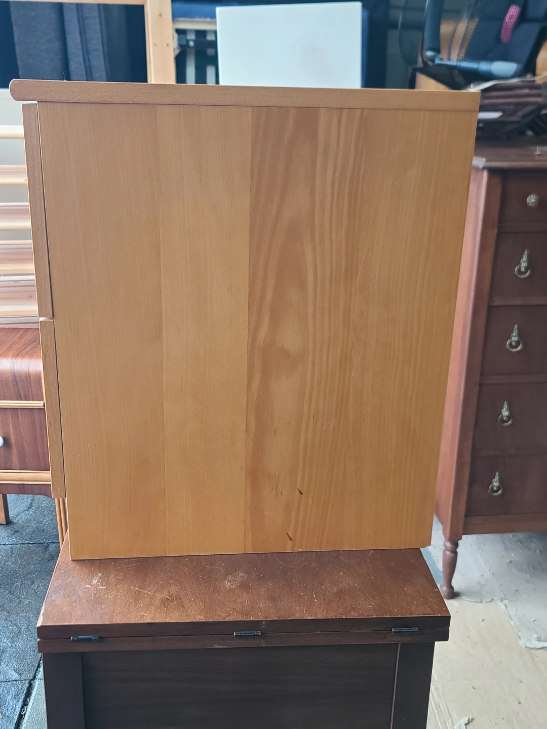 Two-drawer small cabinet - photo 3
