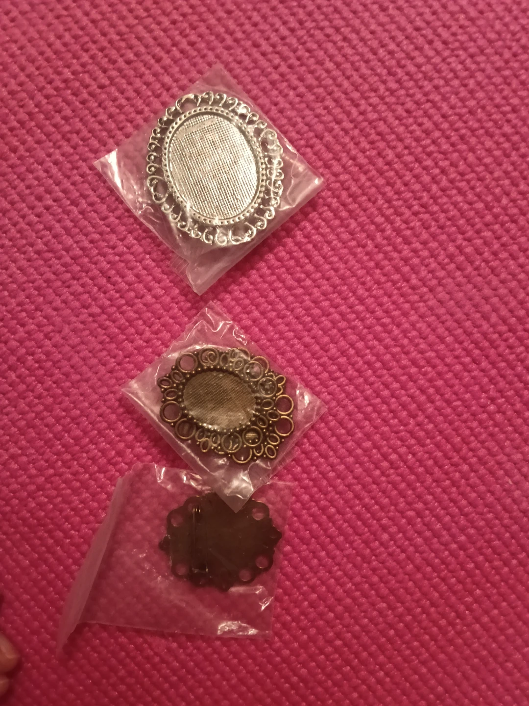 Oval Pendant Trays with Brooch Backs