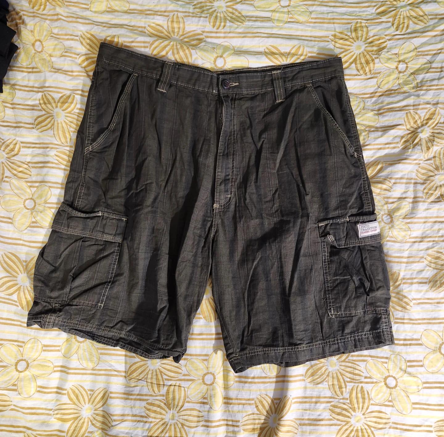 Dark green/brown JNCO cargo shorts