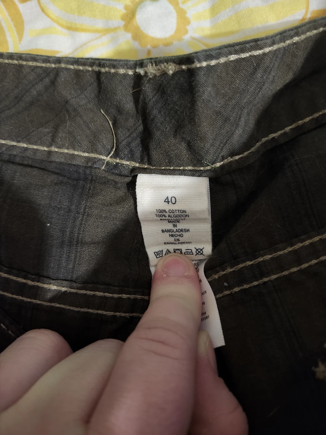 Dark green/brown JNCO cargo shorts - photo 4